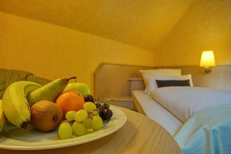 Hotel Kischers Landhaus Хановер Екстериор снимка