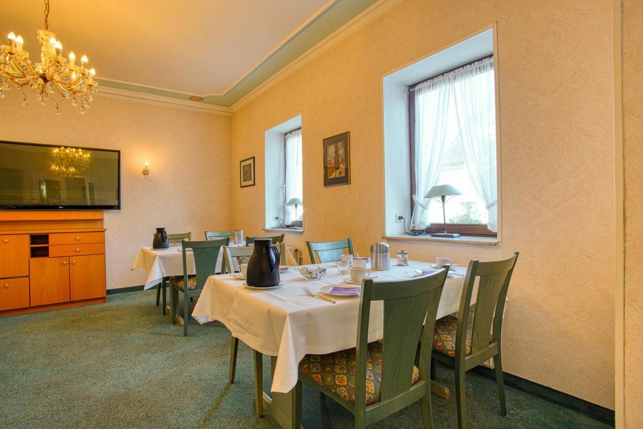 Hotel Kischers Landhaus Хановер Екстериор снимка